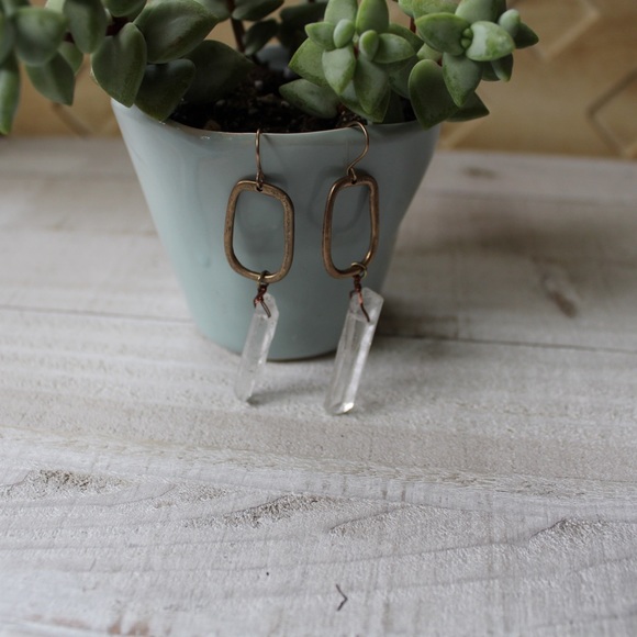 Quartz Crystal Dangle Earrings - Picture 3 of 7